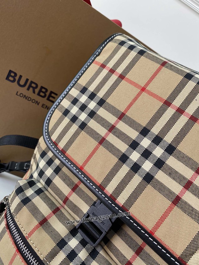Burberry專門店新款雙肩包 巴寶莉經典格紋男女款後背包 yxb1194